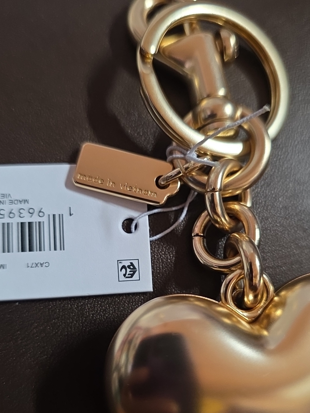 Coach Huge Heart Keychain Charm W/ Dog Clip Nwt - Picture 3 of 8